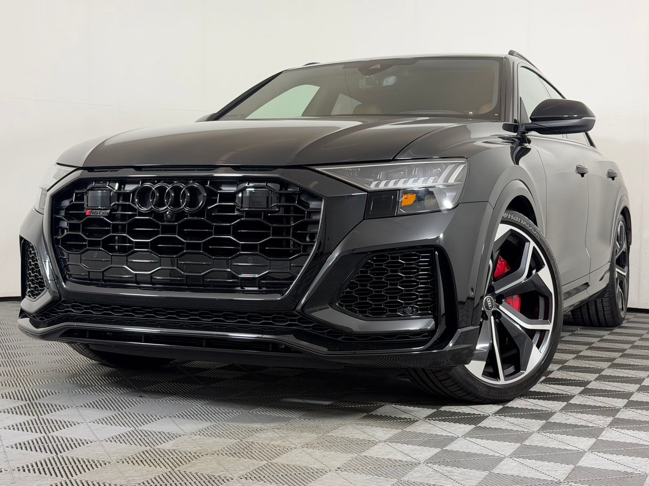 Used 2024 Audi RS Q8 w/ Black Optic Package AWD/4WD image 30
