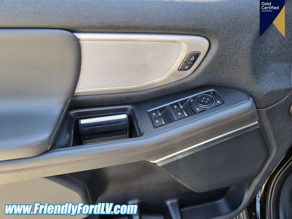 Certified 2025 Ford Expedition Active AWD/4WD image 18