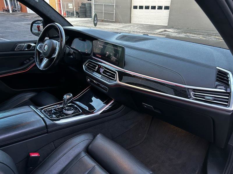 Used 2019 BMW X7 xDrive50i w/ M Sport Package image 11