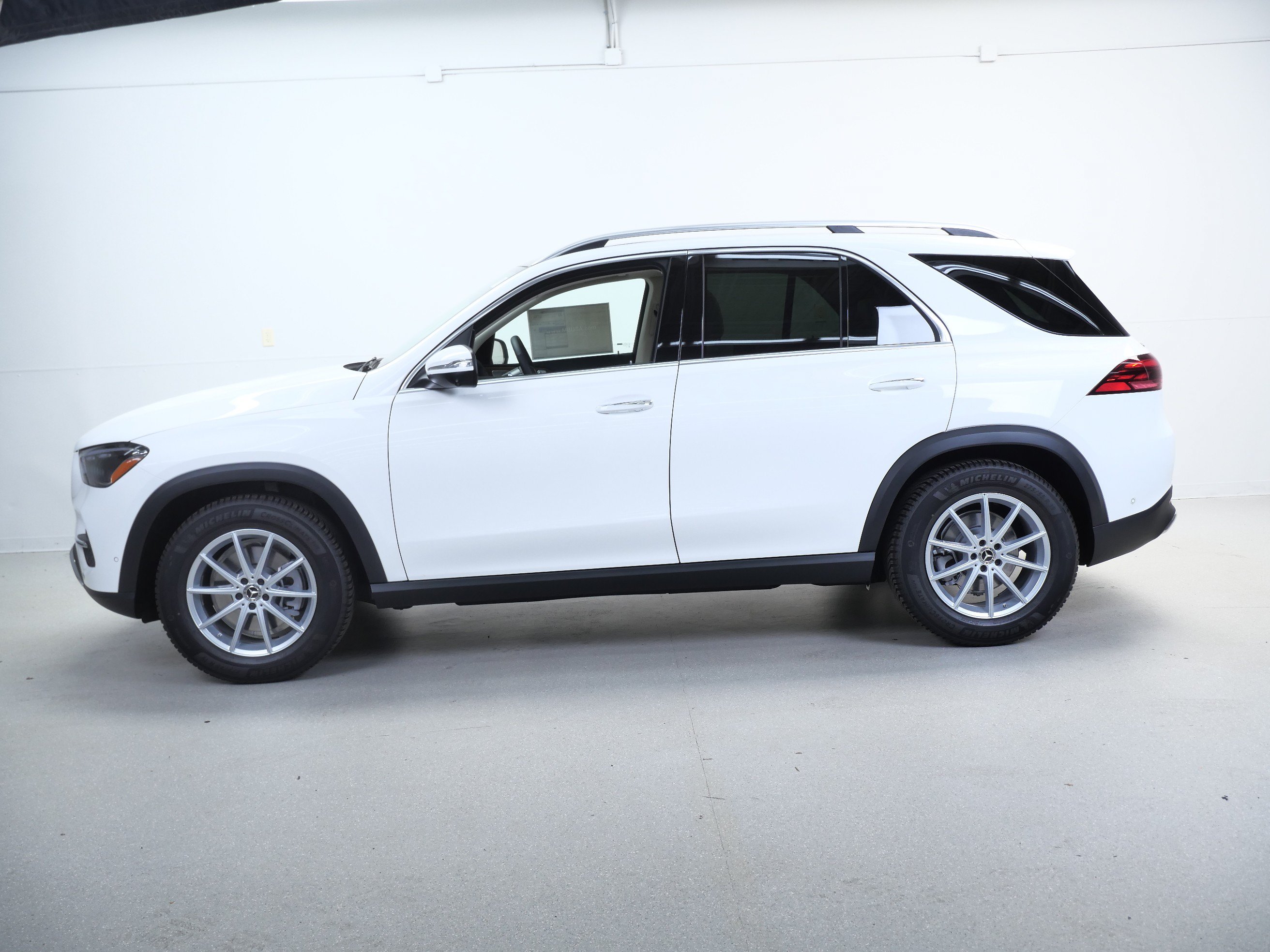 New 2026 Mercedes-Benz GLE 350 4MATIC image 5