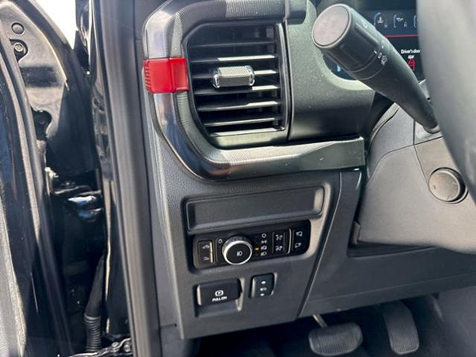 Used 2025 Ford F150 Raptor w/ Equipment Group 803A Raptor R AWD/4WD image 23