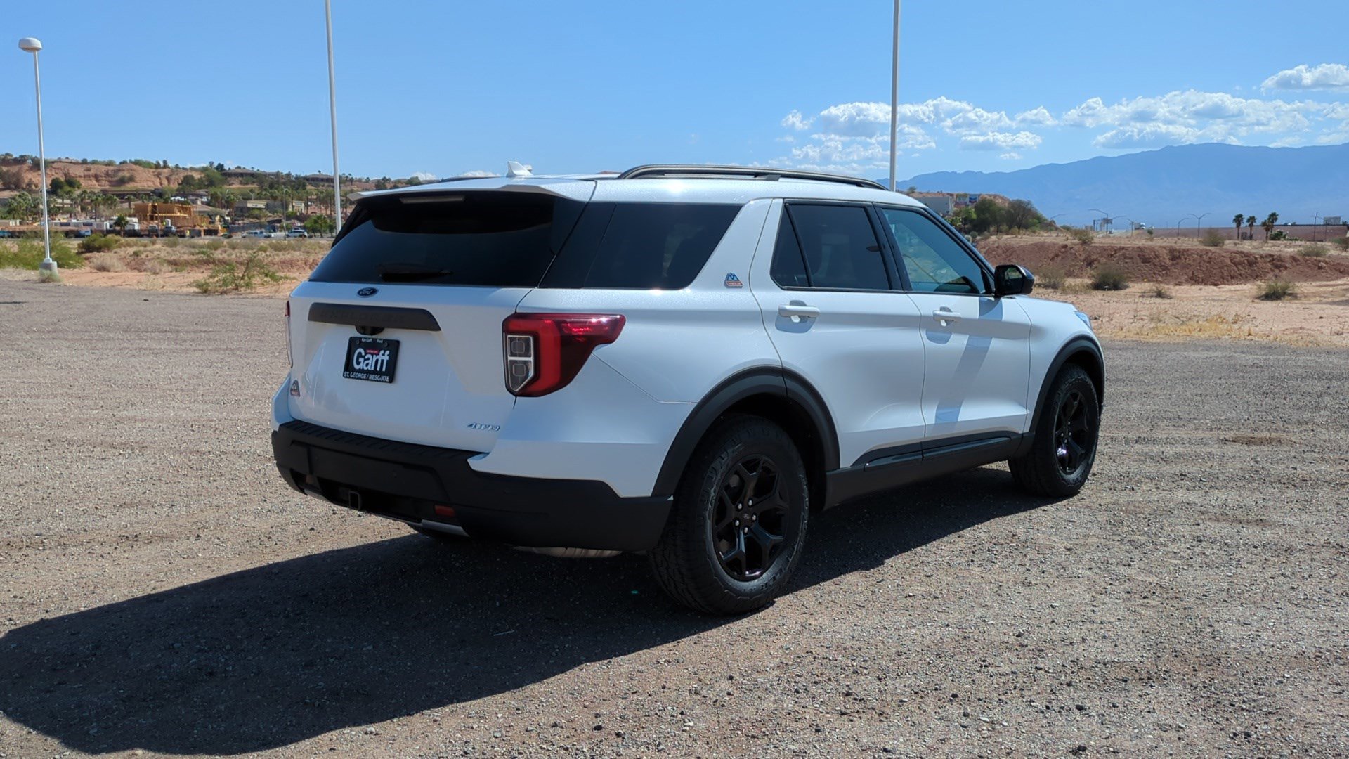 Used 2023 Ford Explorer Timberline w/ Timberline Technology Package AWD/4WD image 3