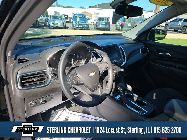 Used 2023 Chevrolet Equinox LT w/ Driver Convenience Package AWD/4WD image 11