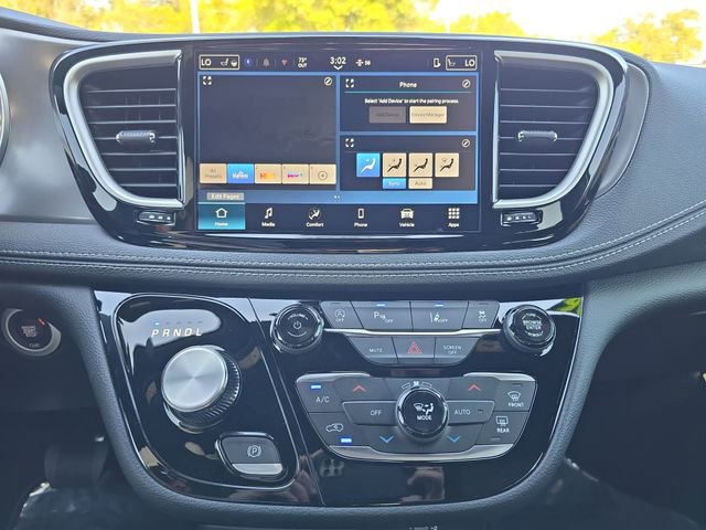 New 2026 Chrysler Pacifica Select image 18