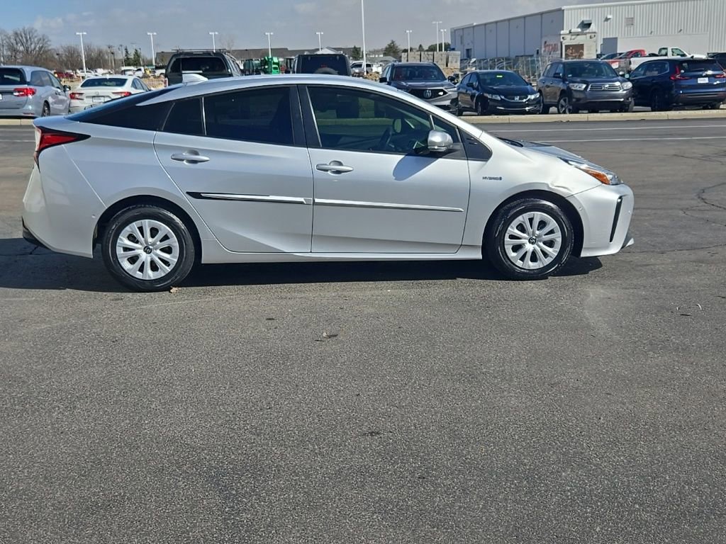 Used 2022 Toyota Prius LE image 7