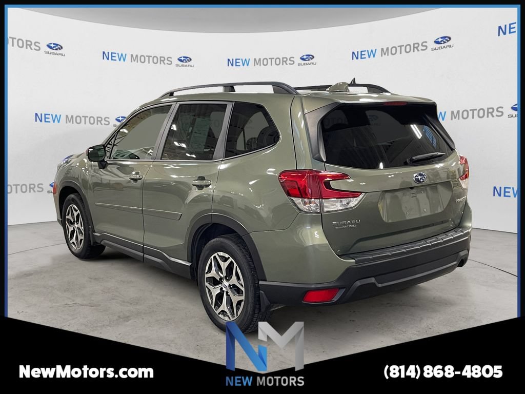 Used 2021 Subaru Forester Premium w/ Popular Package #1 AWD/4WD image 3