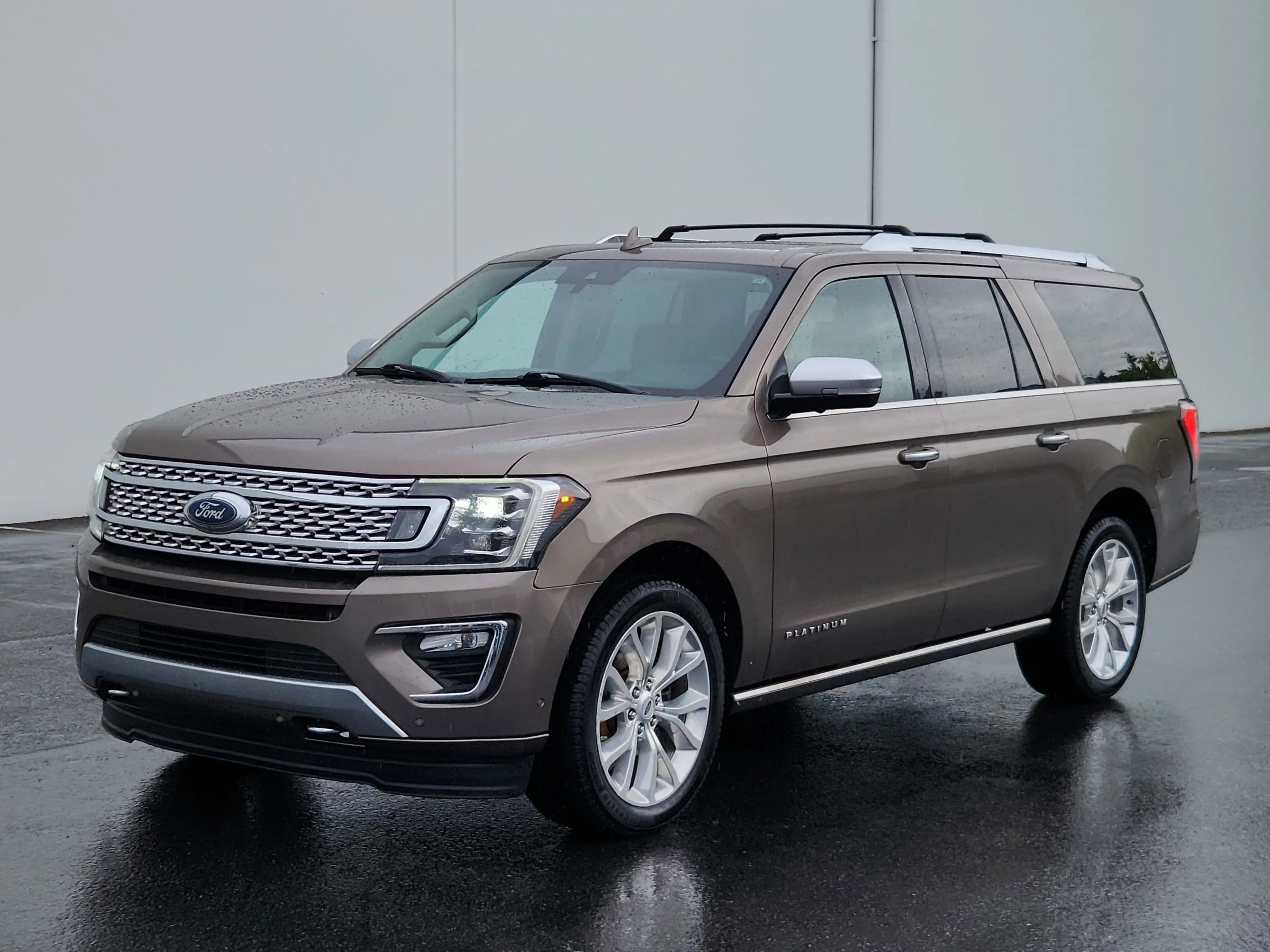 Used 2018 Ford Expedition Max Platinum AWD/4WD image 1