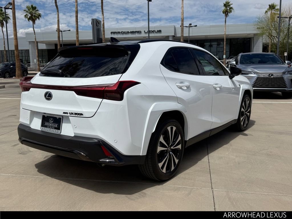 New 2026 Lexus UX 300h AWD image 7