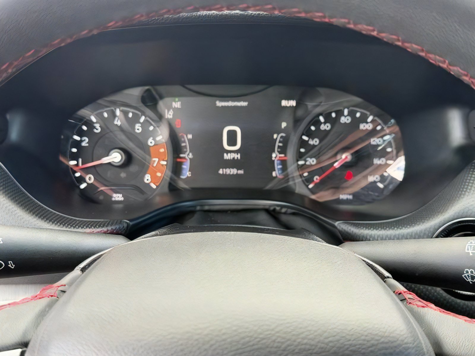 Used 2025 Jeep Compass Trailhawk AWD/4WD image 37