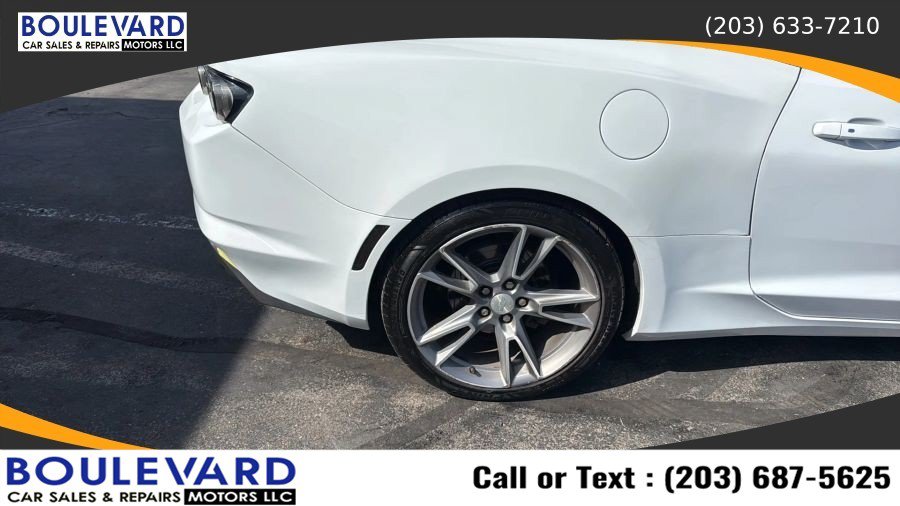 Used 2020 Chevrolet Camaro LT w/ RS Package RWD image 11