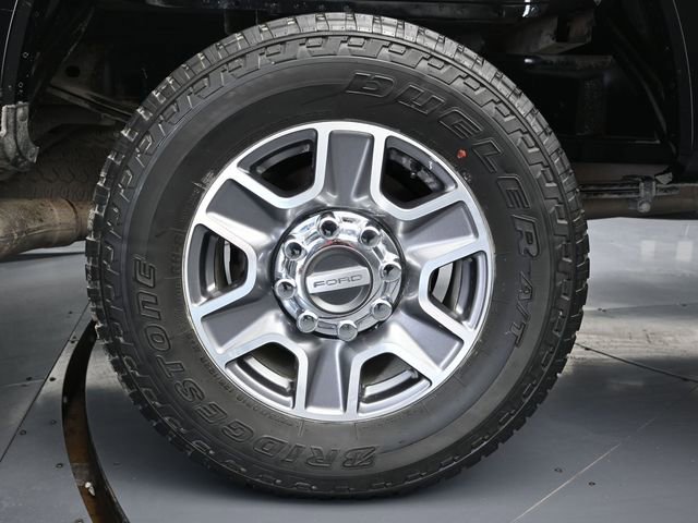 Used 2024 Ford F250 Lariat image 9