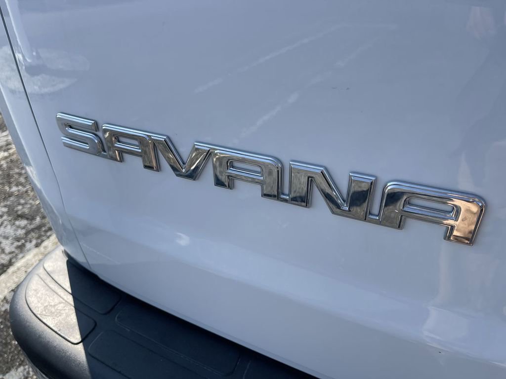Used 2024 GMC Savana 2500 w/ Driver Convenience Package image 5