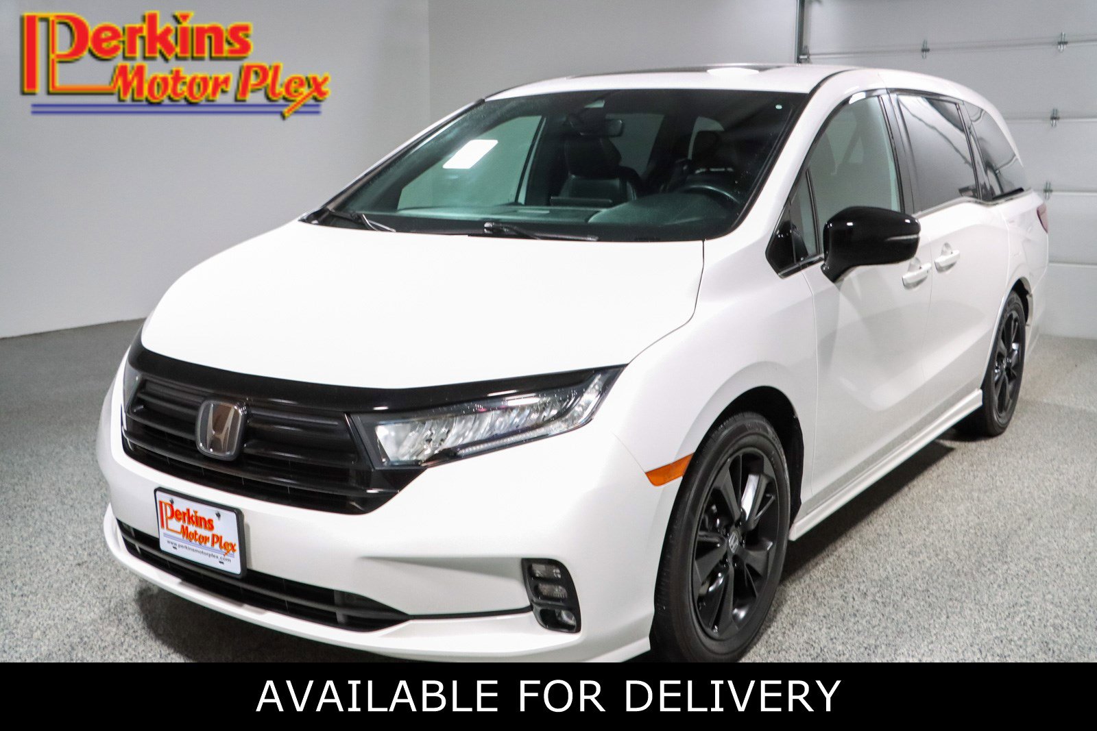 Used 2023 Honda Odyssey Sport image 1