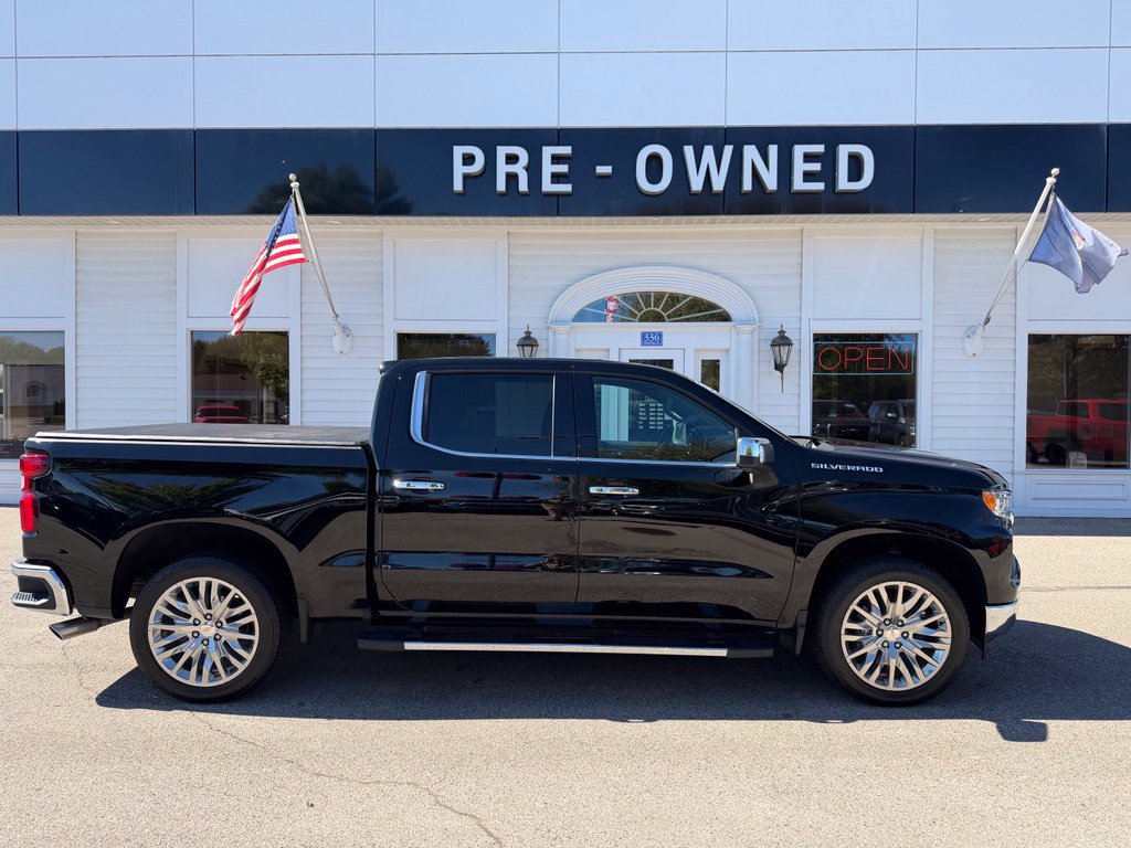Certified 2024 Chevrolet Silverado 1500 LTZ w/ LTZ Convenience Package II AWD/4WD image 4