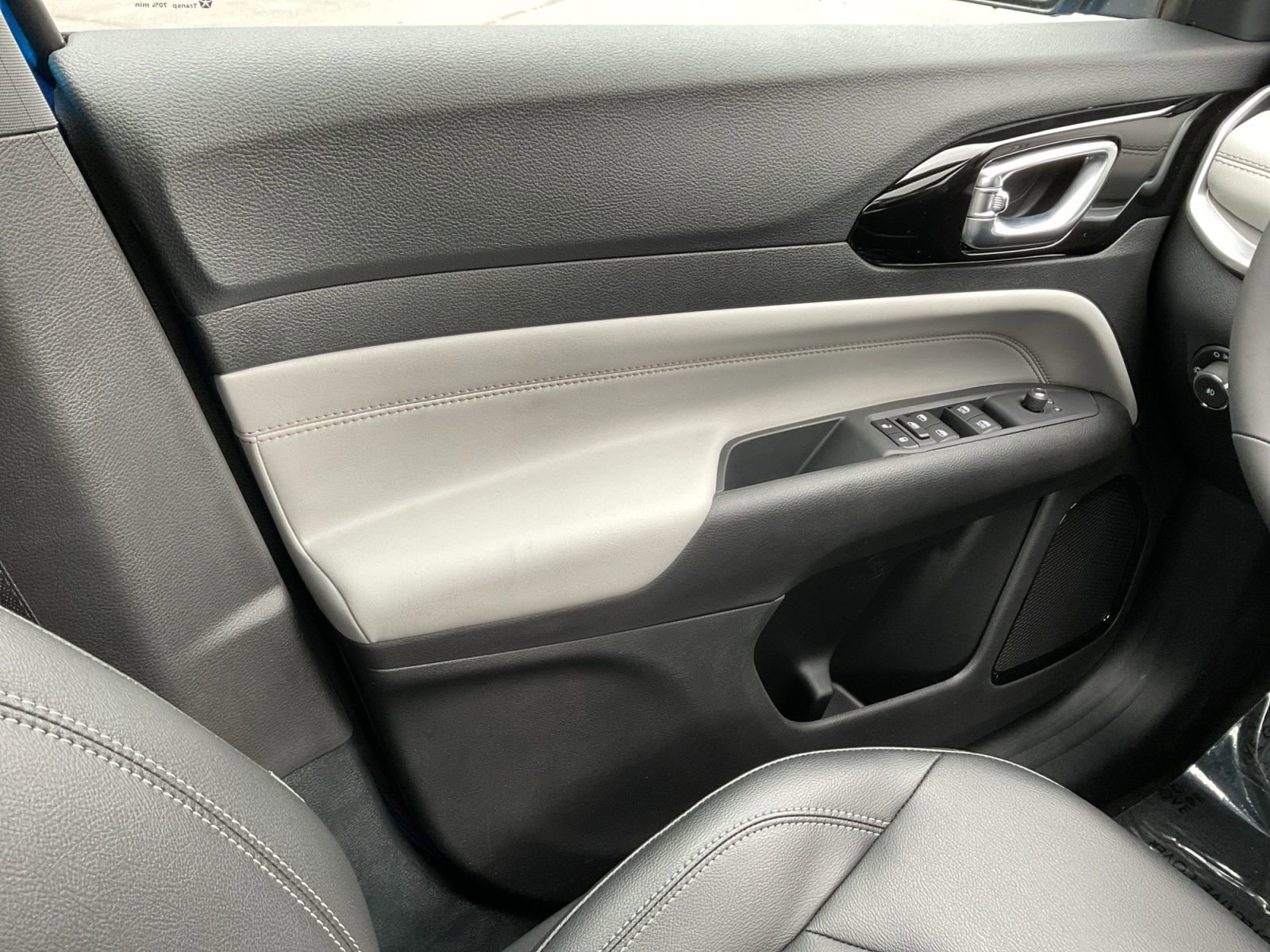 New 2026 Jeep Compass Limited image 17