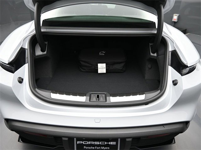 Used 2025 Porsche Taycan GTS image 24