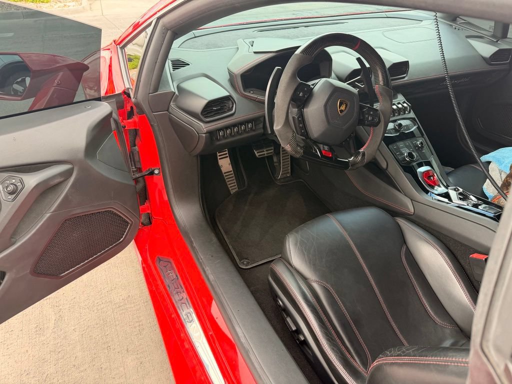 Used 2017 Lamborghini Huracan LP 610-4 AWD/4WD image 24