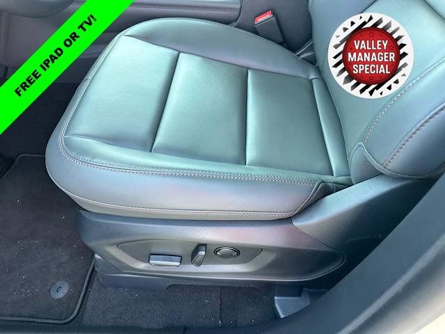 New 2025 Ford Explorer Active w/ Active Comfort Package image 9