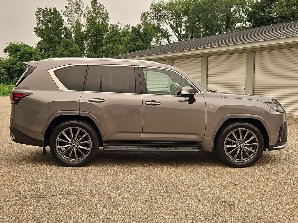 Used 2023 Lexus LX 600 F Sport w/ Accessory Package (P3) AWD/4WD image 7