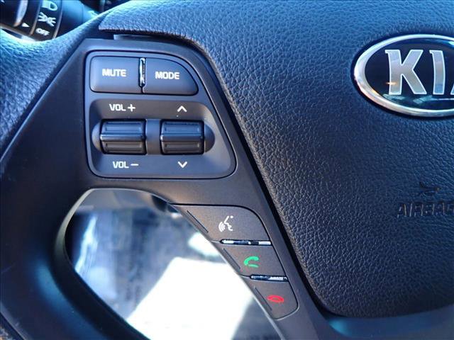 Used 2018 Kia Forte LX image 12