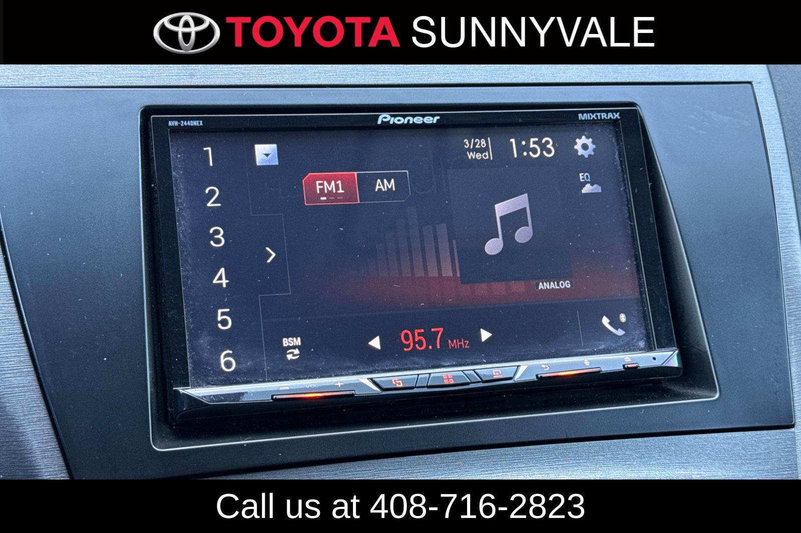 Used 2013 Toyota Prius Five FWD image 19