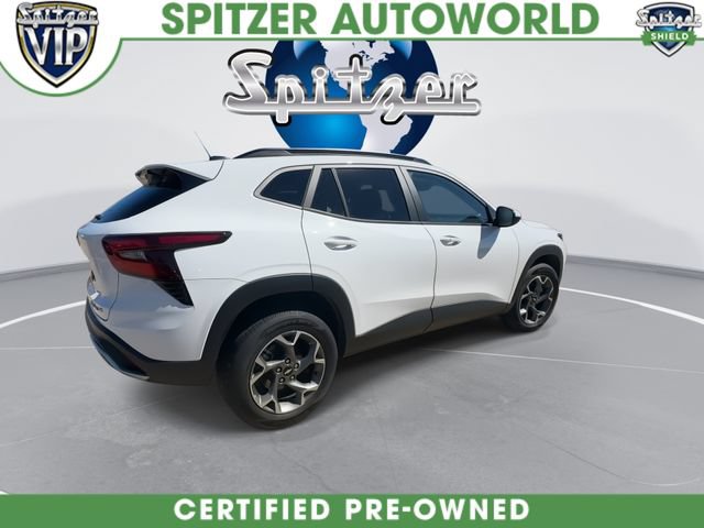 Used 2024 Chevrolet Trax LT w/ Driver Confidence Package FWD image 9