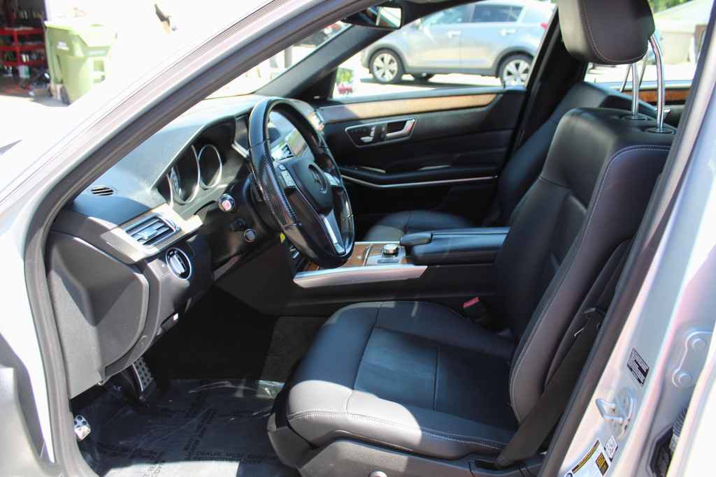 Used 2014 Mercedes-Benz E 350 Sedan w/ Premium 1 Package image 23