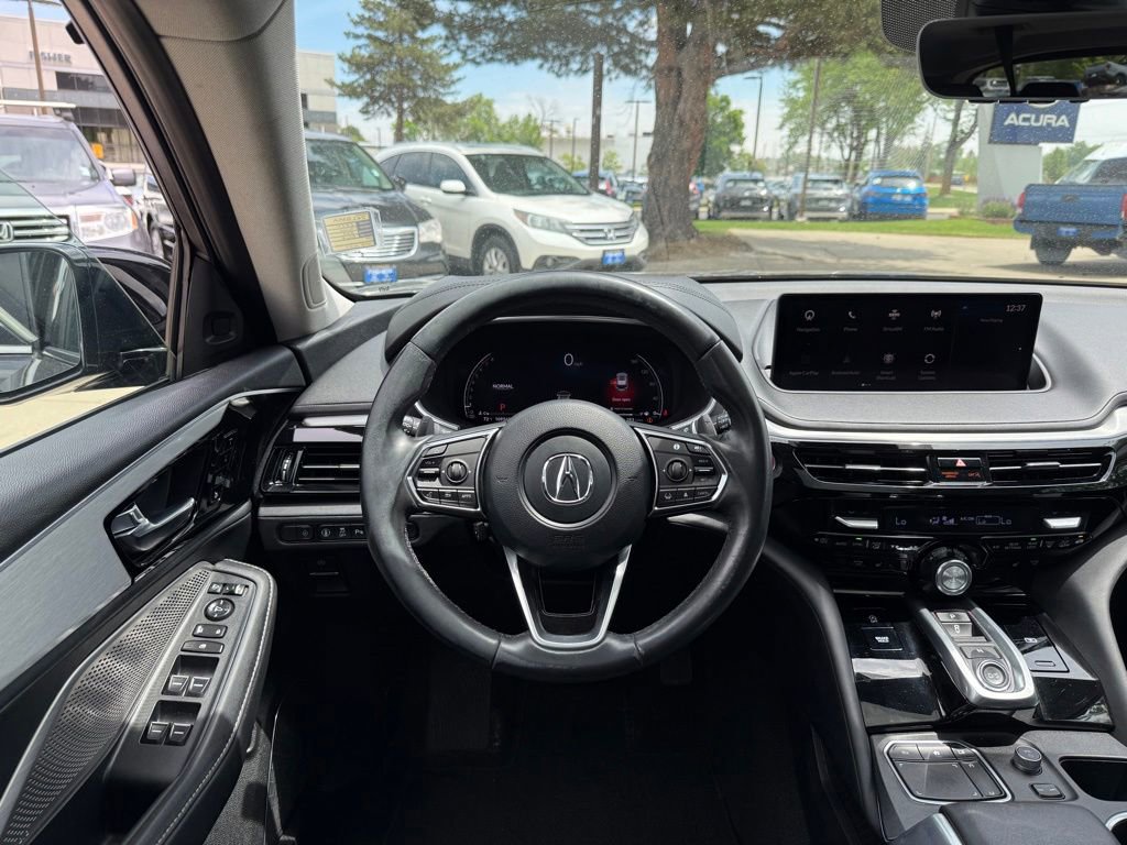 Used 2024 Acura MDX SH-AWD w/ Technology Package image 2