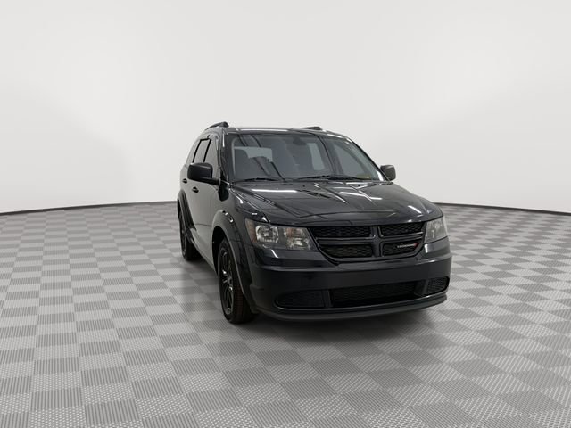 Used 2020 Dodge Journey SE w/ Blacktop Package image 2