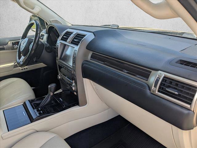 Used 2020 Lexus GX 460 Premium w/ Premium Package AWD/4WD image 21