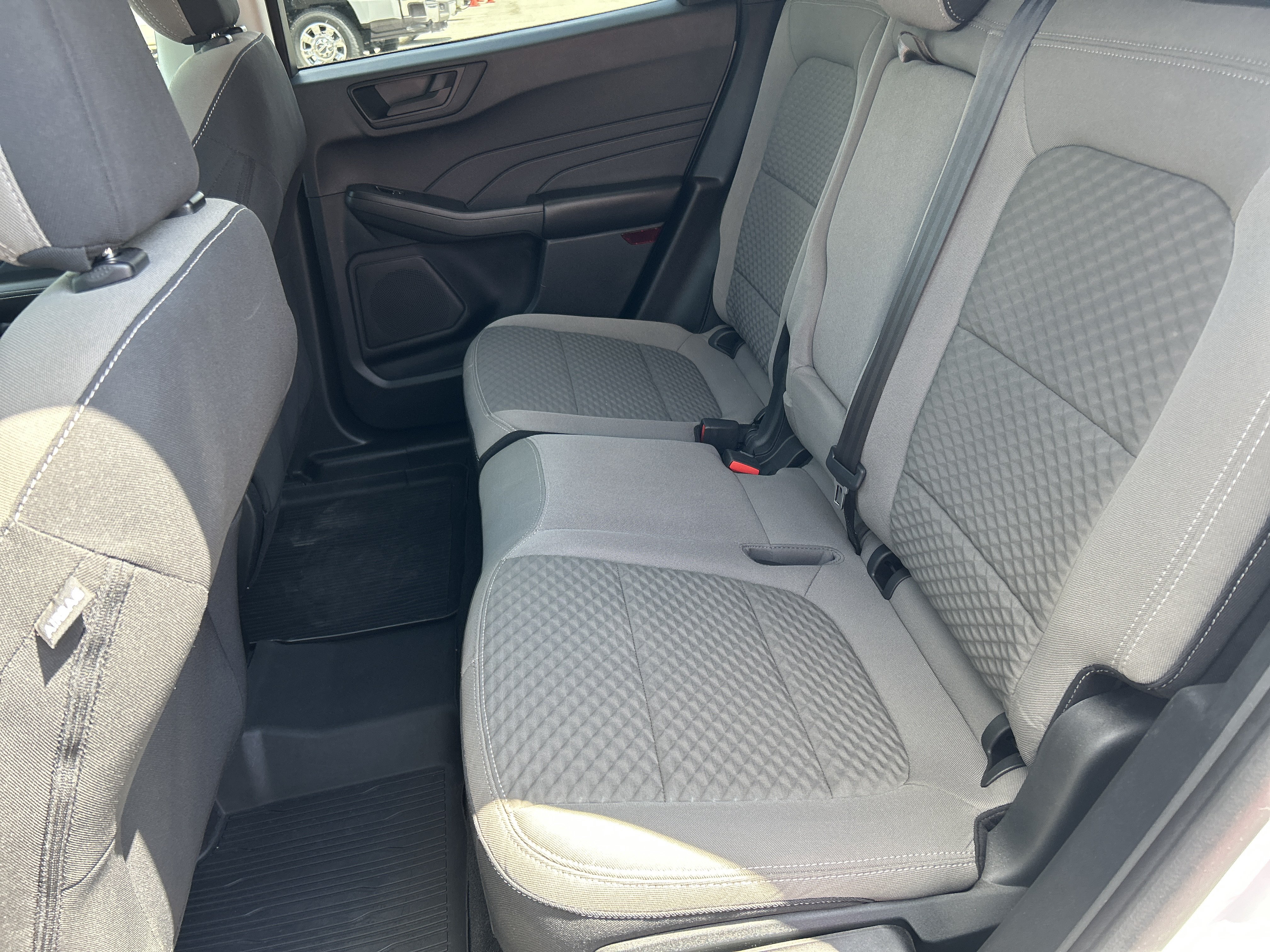 Used 2022 Ford Escape SE w/ Convenience Package FWD image 15