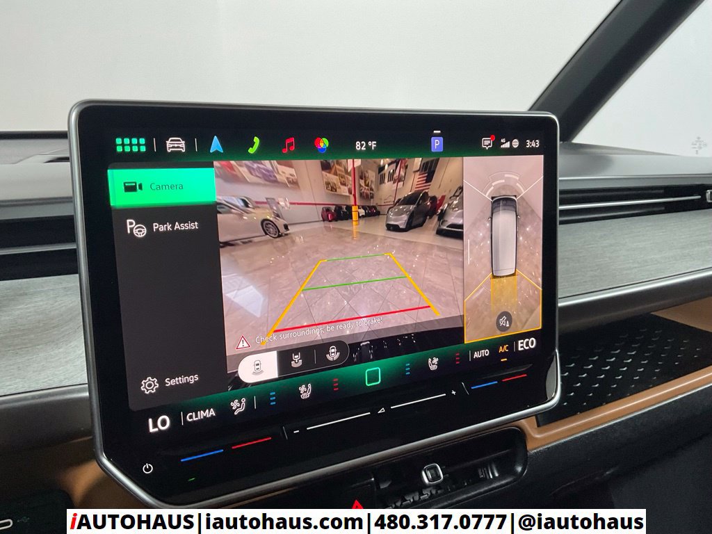 Used 2025 Volkswagen ID. Buzz Pro S Plus RWD image 43