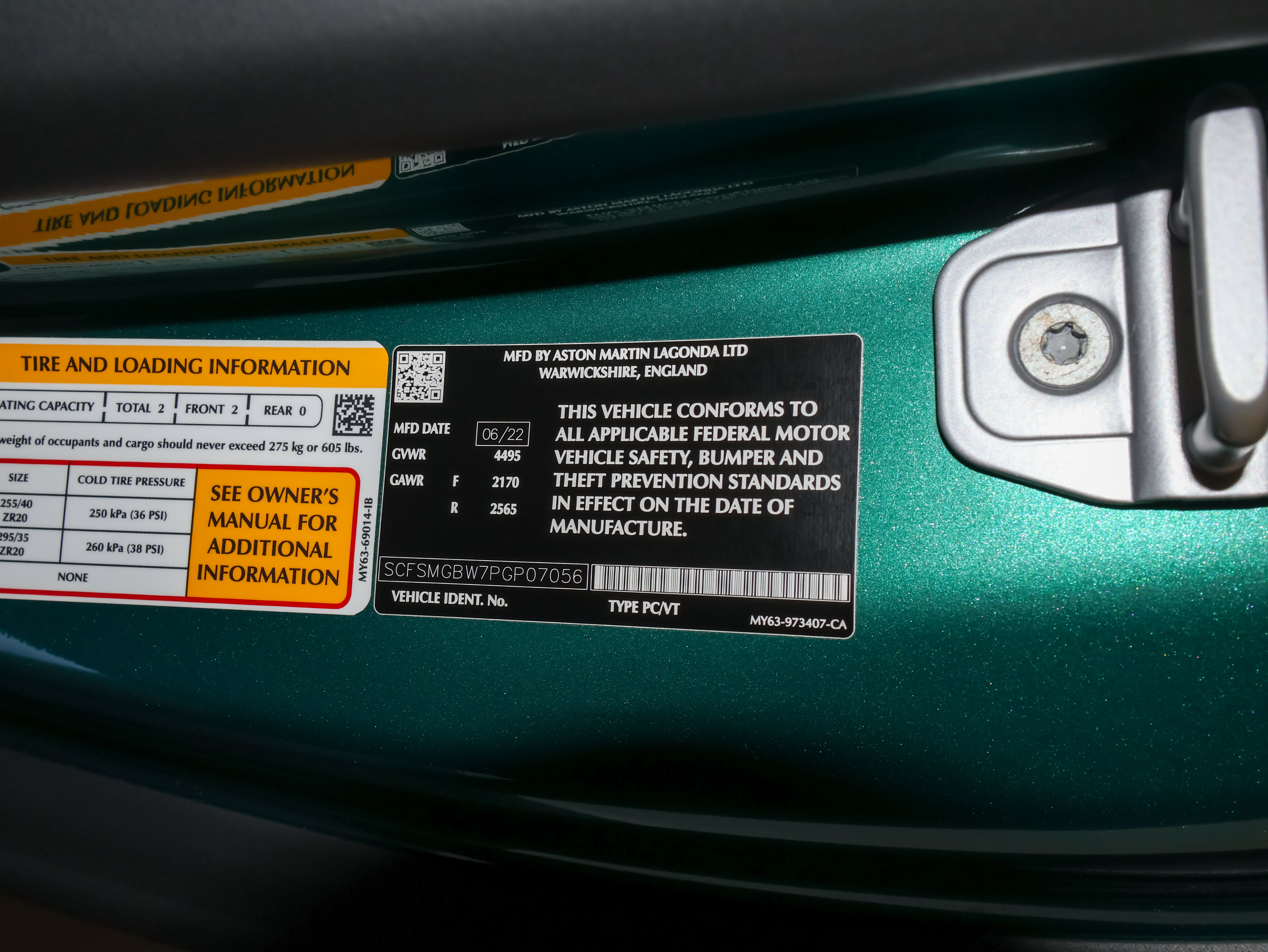 Used 2023 Aston Martin V8 Vantage Roadster RWD image 49