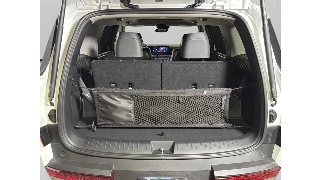 Used 2026 Hyundai Santa Fe Limited FWD image 31