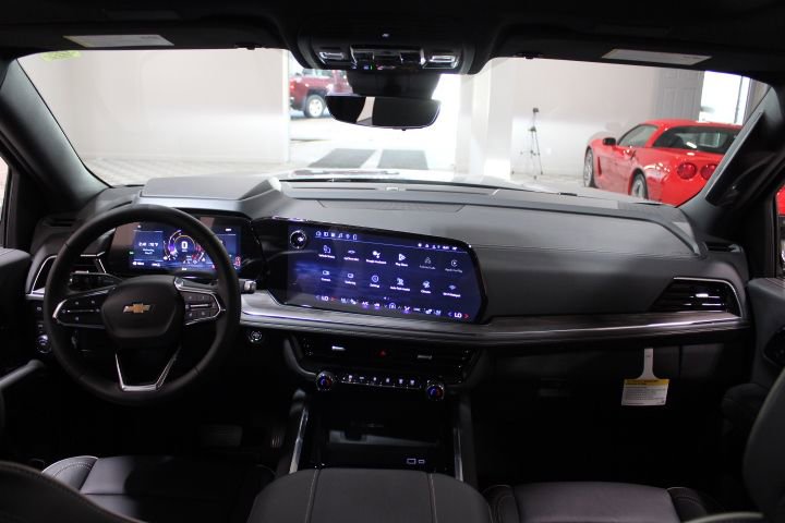 New 2026 Chevrolet Tahoe Premier AWD/4WD image 3