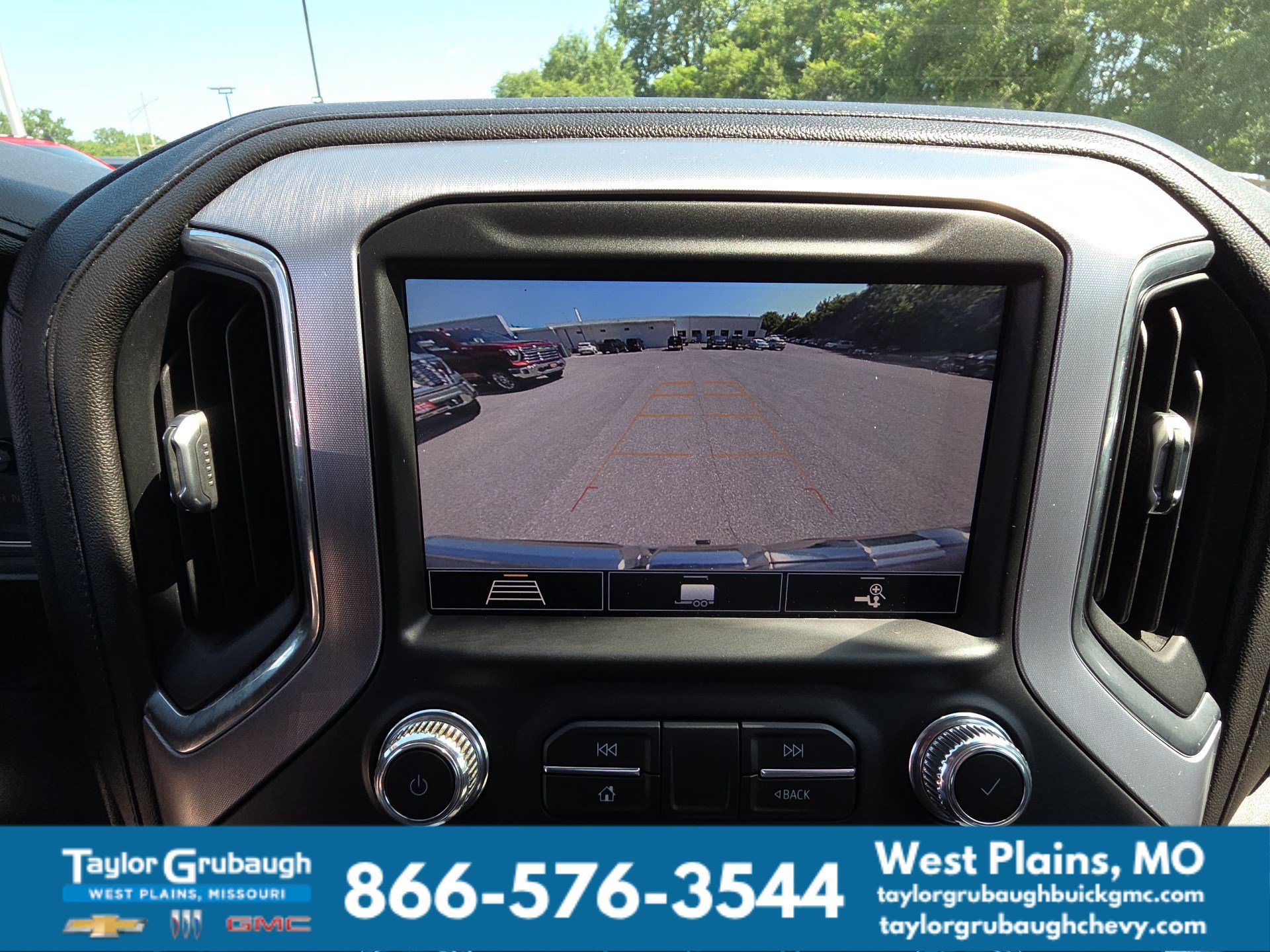 Used 2020 GMC Sierra 1500 SLT AWD/4WD image 24