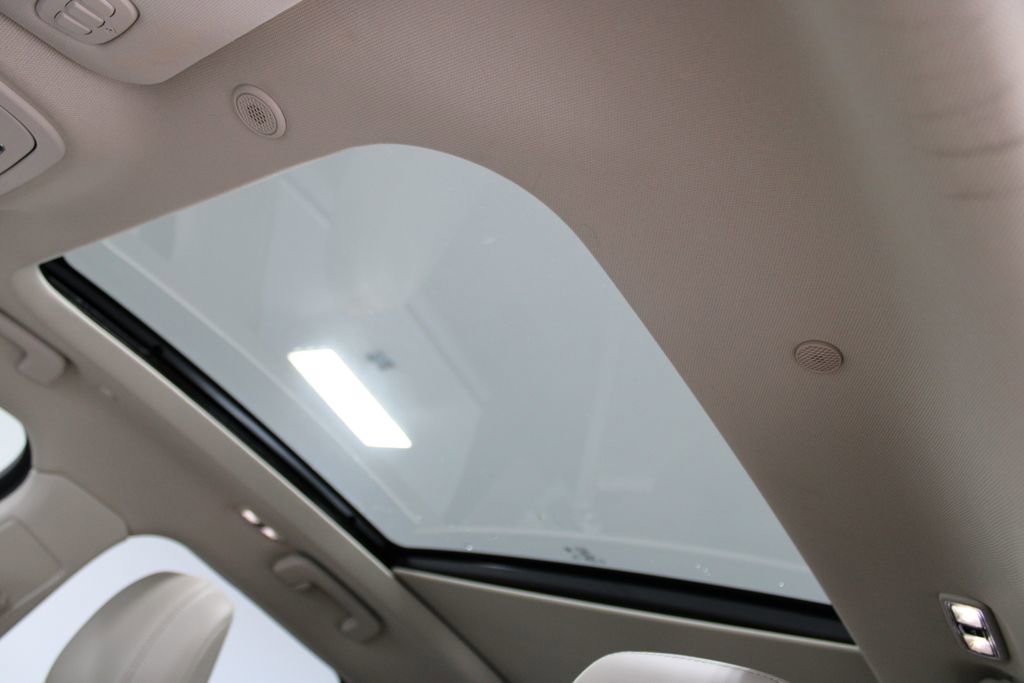 Used 2024 Lincoln Corsair Reserve w/ Equipment Group 201A image 38