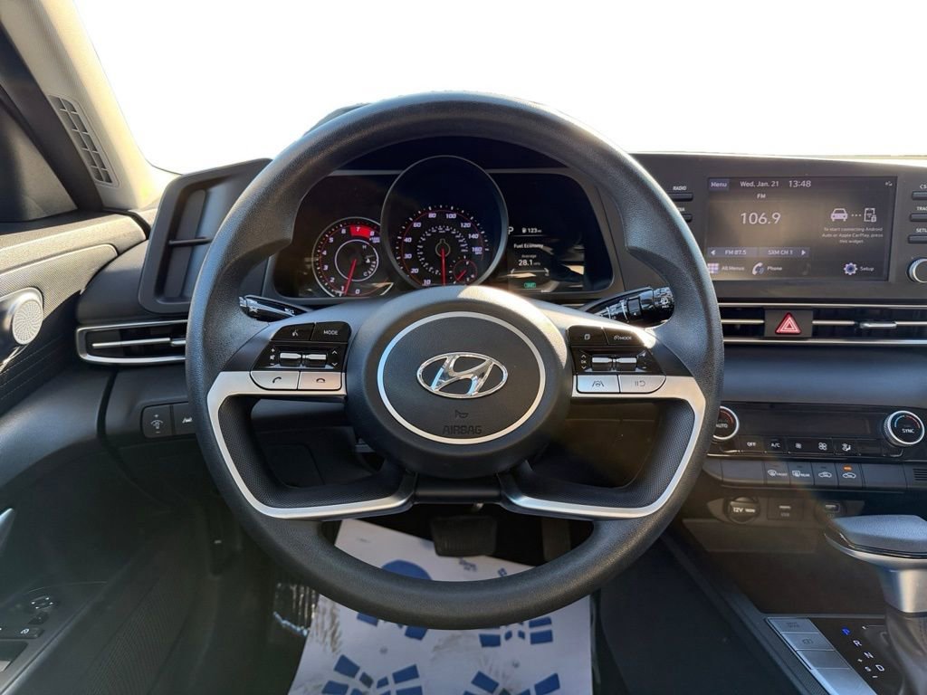 Used 2023 Hyundai Elantra SEL image 22