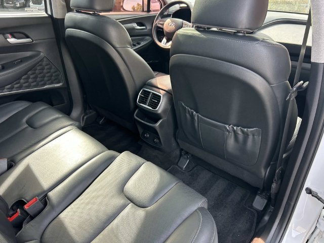 Used 2020 Hyundai Santa Fe SEL w/ Convenience + Premium Package FWD image 26
