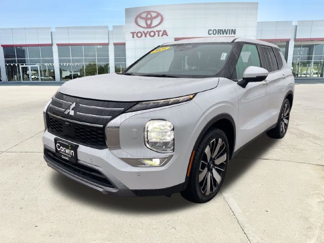 Used 2025 Mitsubishi Outlander SE AWD/4WD image 7