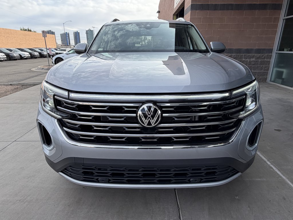 Used 2024 Volkswagen Atlas SEL AWD/4WD image 10