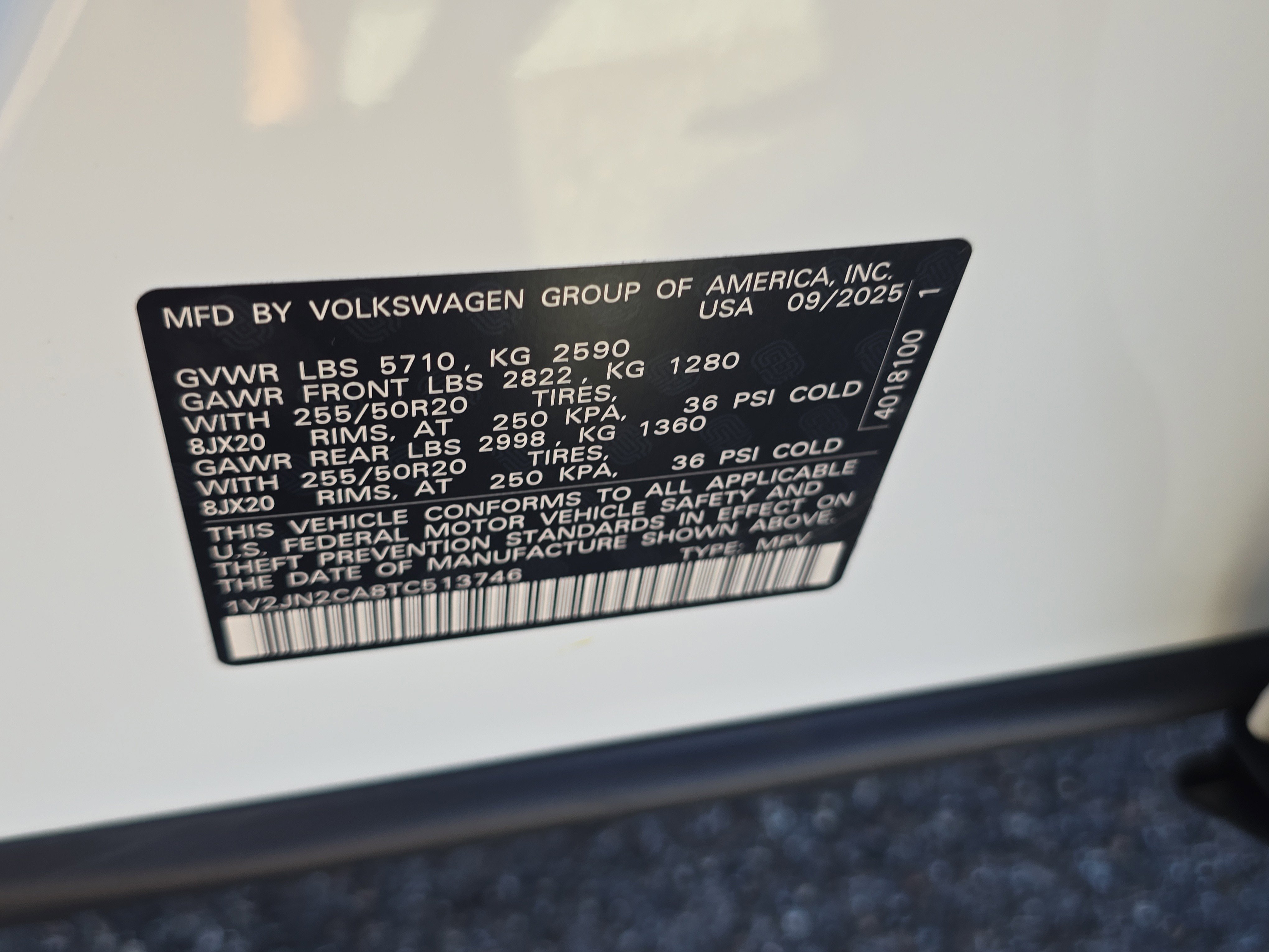 New 2026 Volkswagen Atlas SE image 35