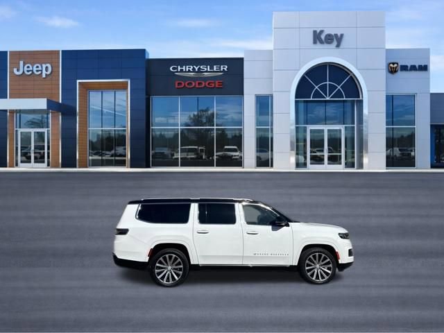 Used 2023 Jeep Grand Wagoneer L Series II image 7