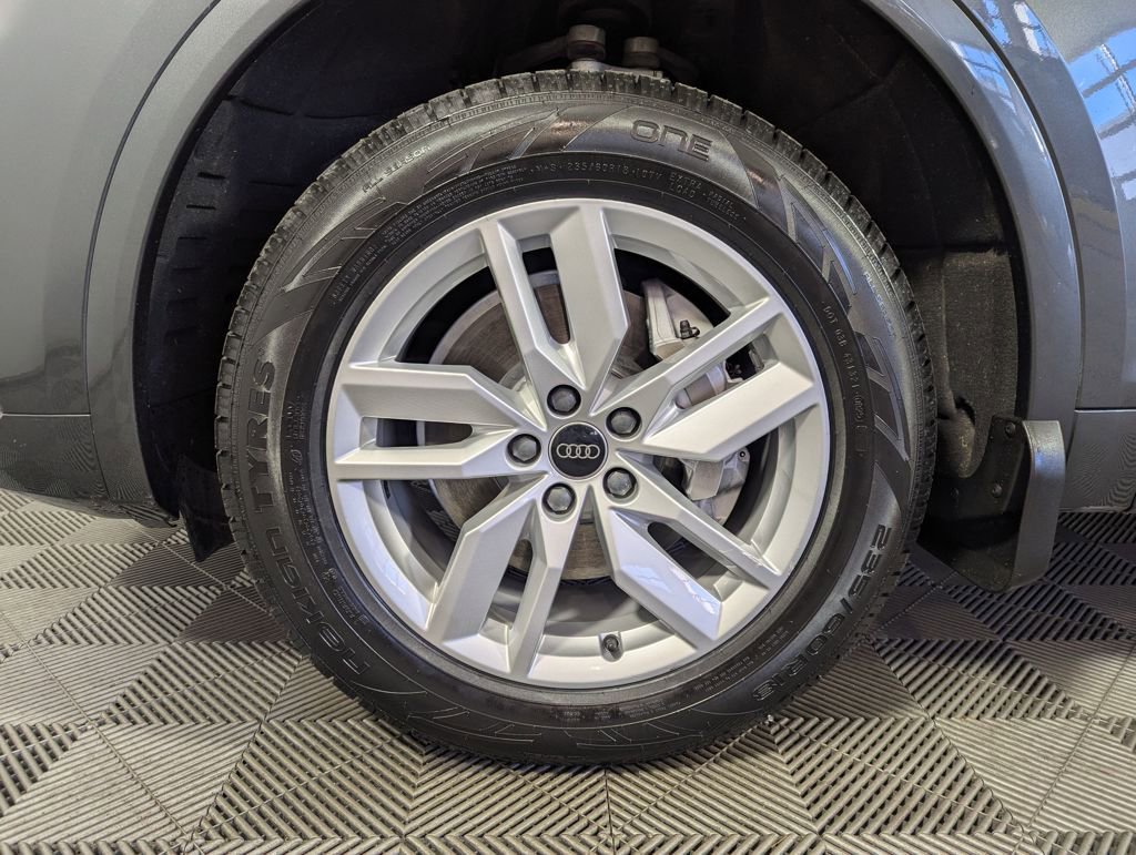 Used 2022 Audi Q5 2.0T Premium w/ Convenience Package image 16
