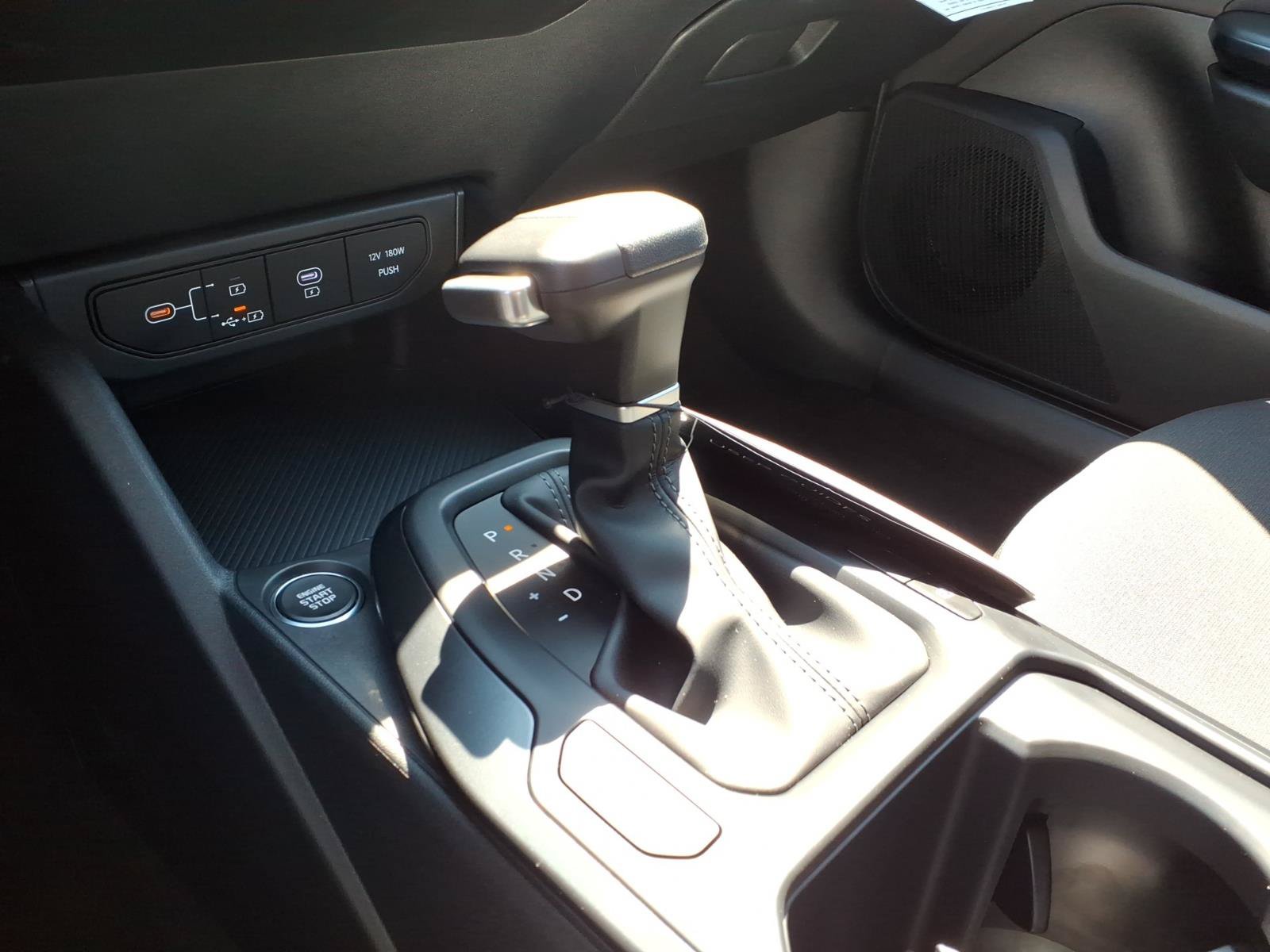 New 2026 Kia K4 FWD image 18