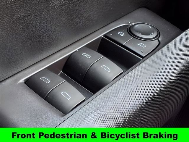 New 2025 Chevrolet Colorado LT w/ LT Convenience Package image 17