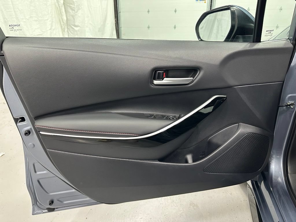 Used 2026 Toyota Corolla XSE FWD image 8