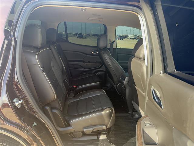 Used 2020 GMC Acadia Denali image 11