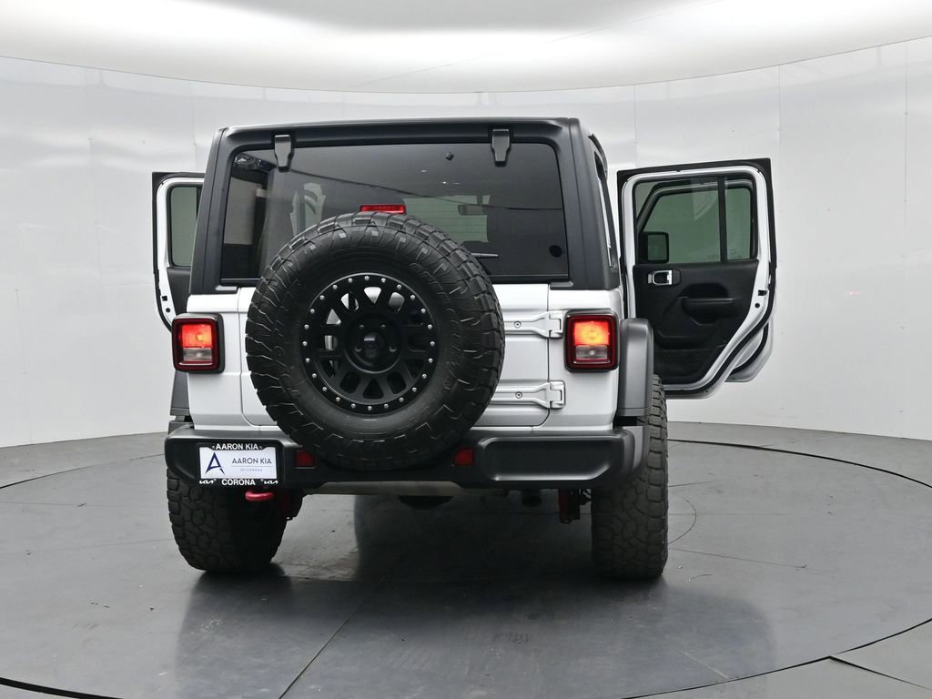 Used 2021 Jeep Wrangler Unlimited Rubicon AWD/4WD image 32