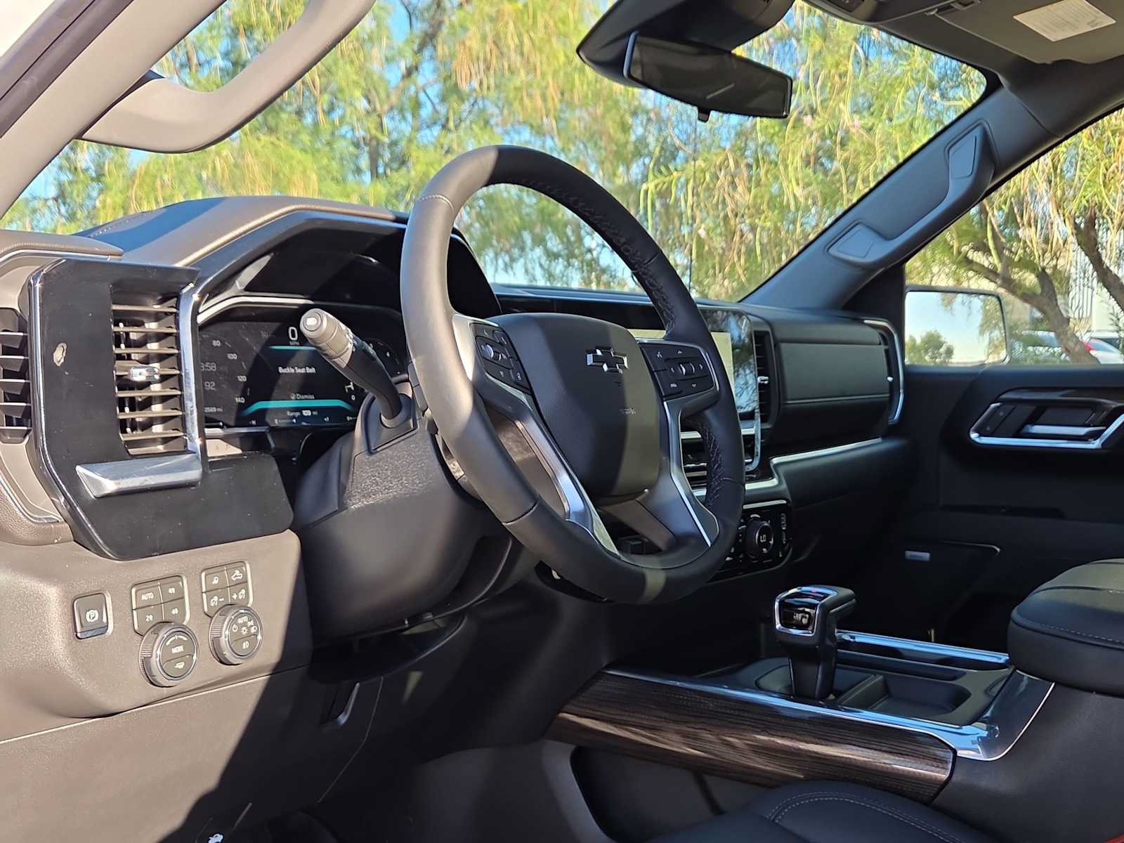 Used 2026 Chevrolet Silverado 1500 LT Trail Boss w/ Safety Package AWD/4WD image 10